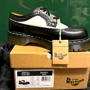Dr. Marten’s 3989 BEX Black & White 10458001 Platform Shoes *NEW*